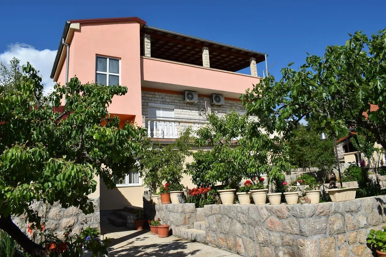 Apartmani Tomic Seline