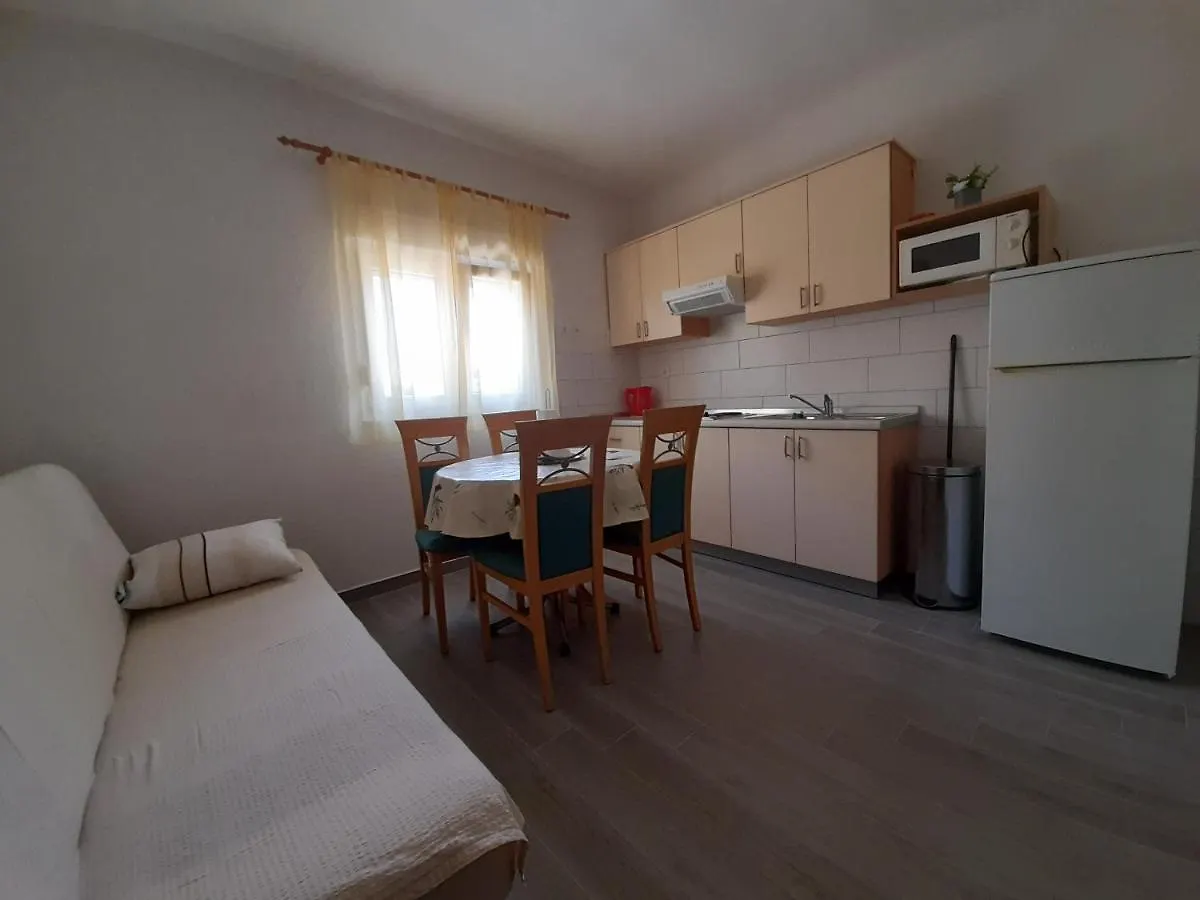 Apartmani Tomic سيلين